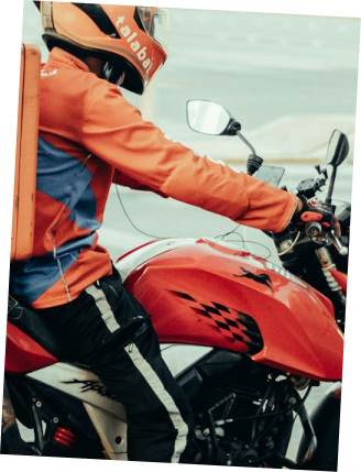 Livreur Chichi Express à moto
